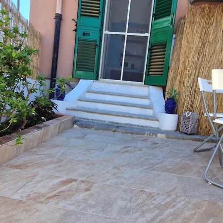 Un Angolo Di Casa Panzió